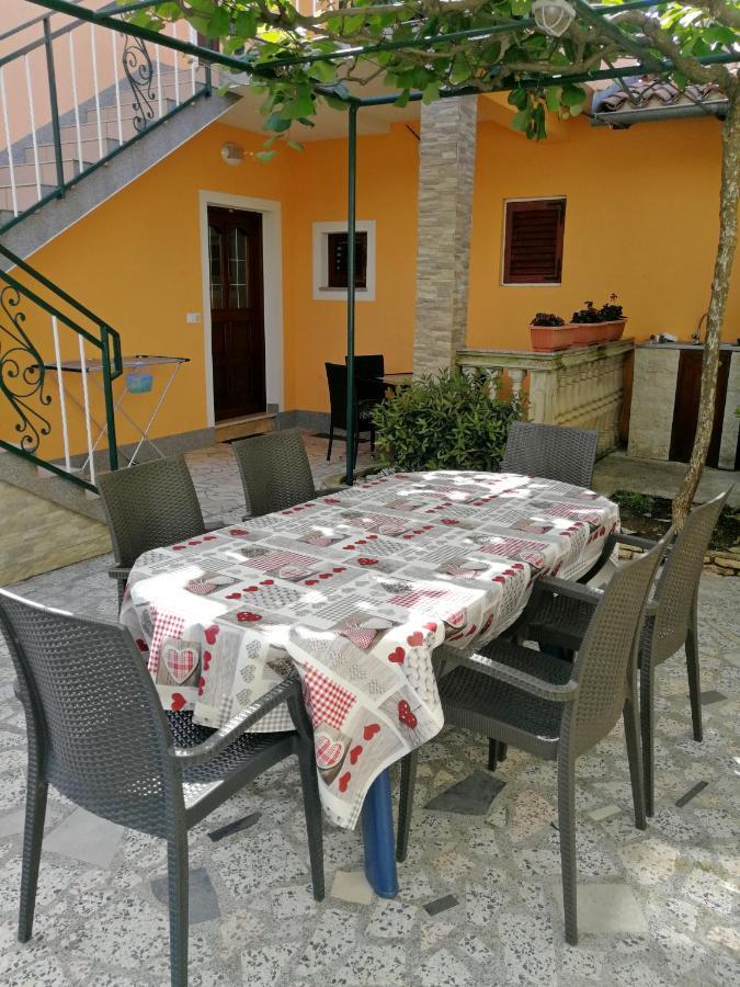 Apartments Ines Медулин Экстерьер фото